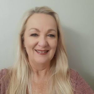 Meet your Posher, Mitzi gargis